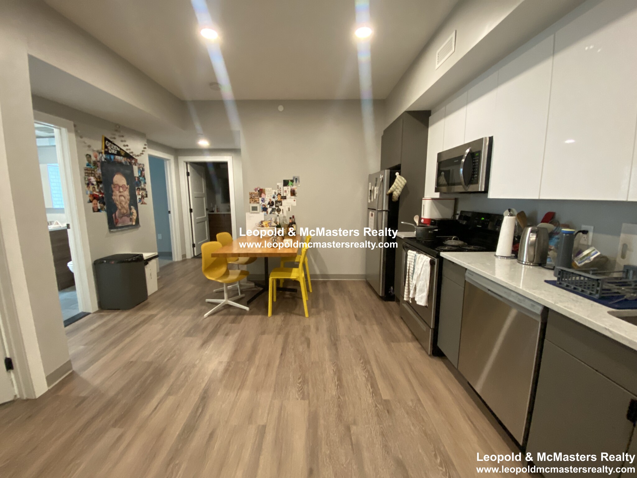 100 Hemenway St, Fenway