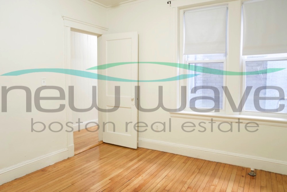1179 Boylston St, Fenway