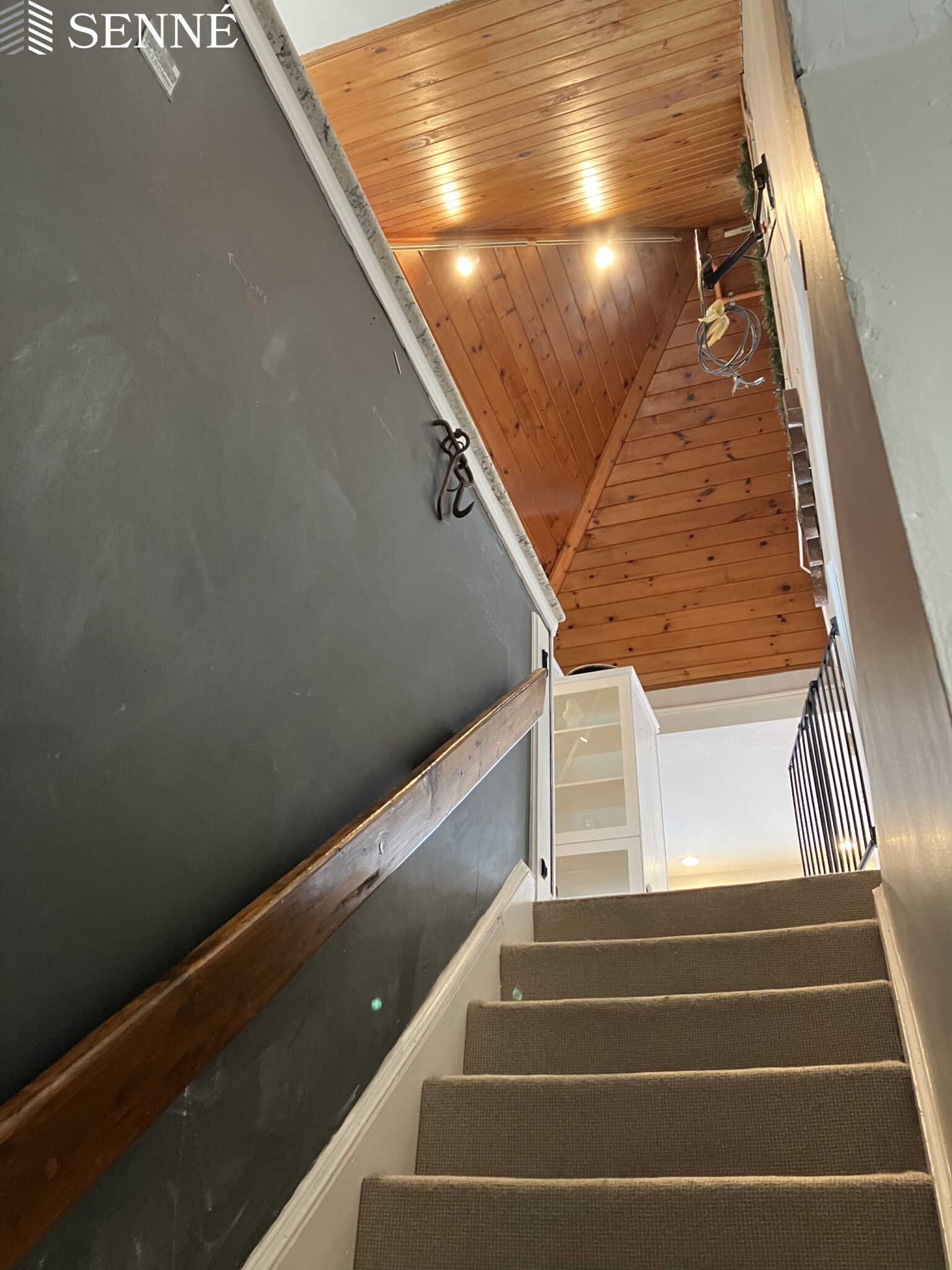 71 Grovers Ave, Winthrop