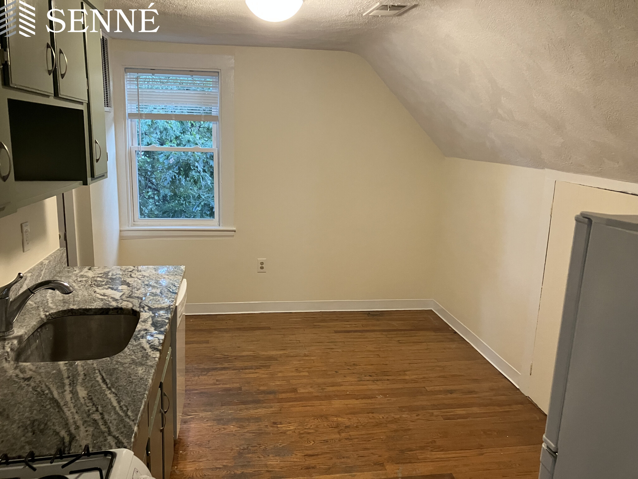 16 Kidder Ave, Davis Square