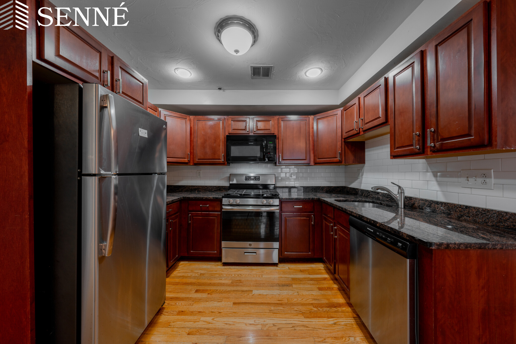 16 Notre Dame St, Jamaica Plain