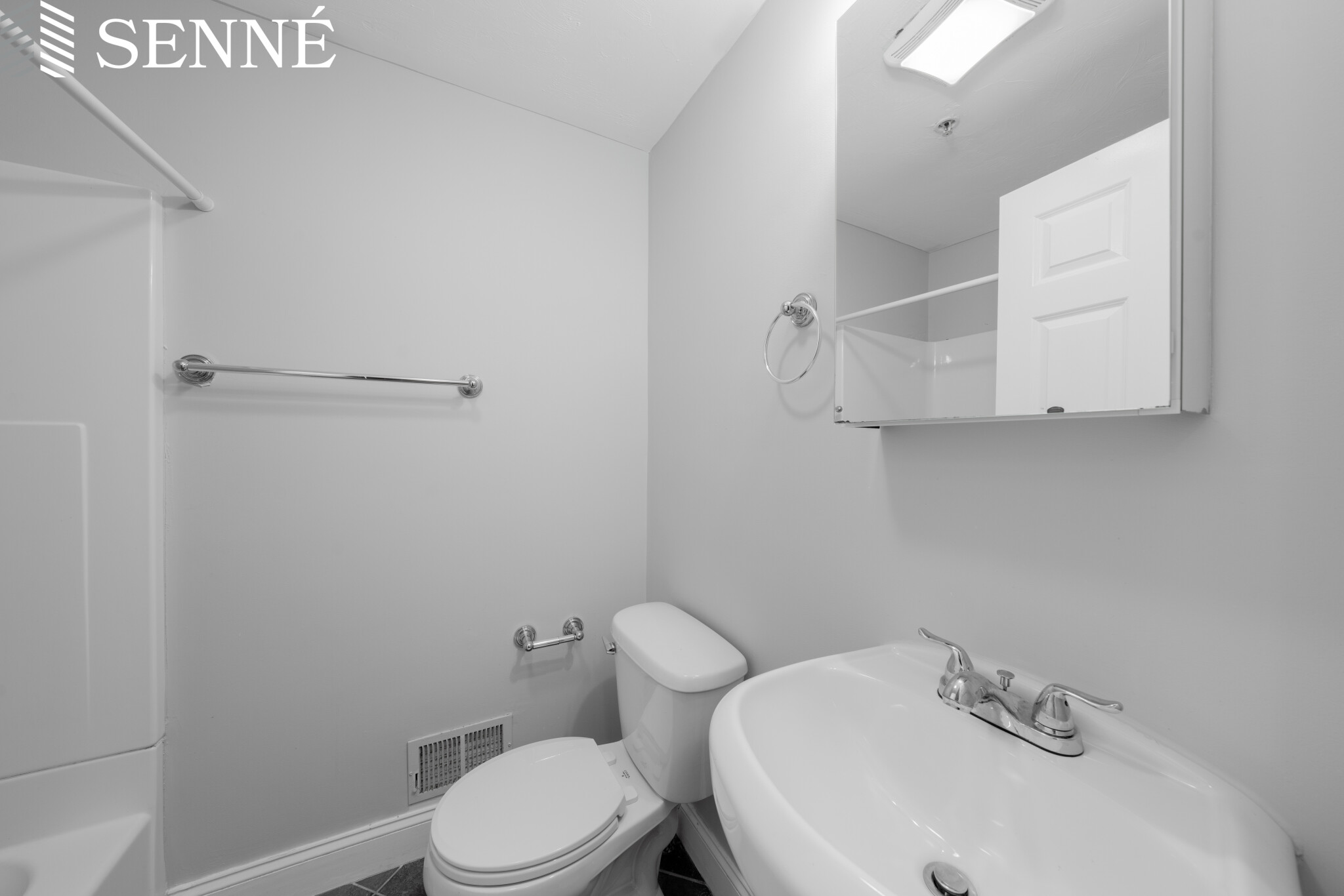 16 Notre Dame St, Jamaica Plain