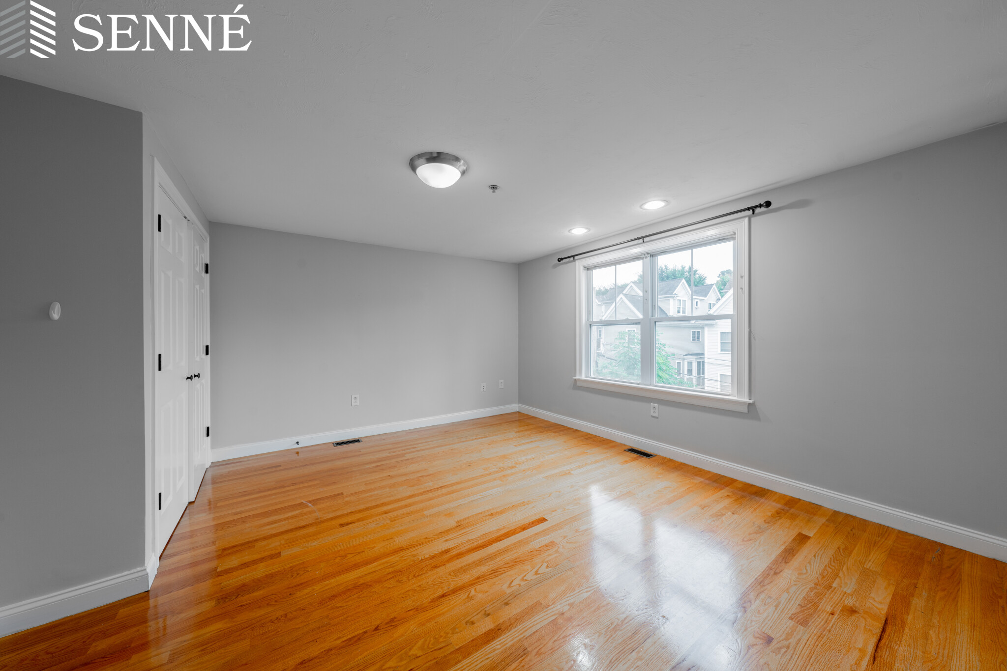 16 Notre Dame St, Jamaica Plain