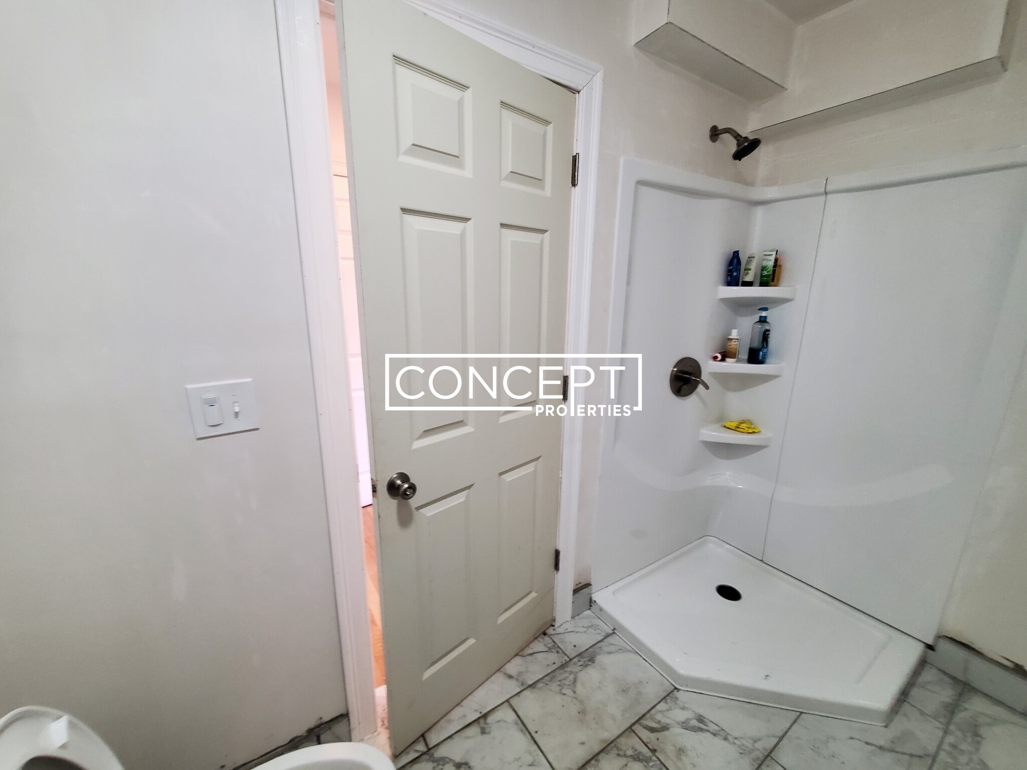 57 Circuit St, Roxbury