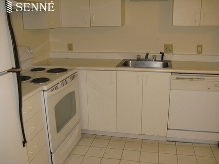 16 Elmer St, Cambridgeport