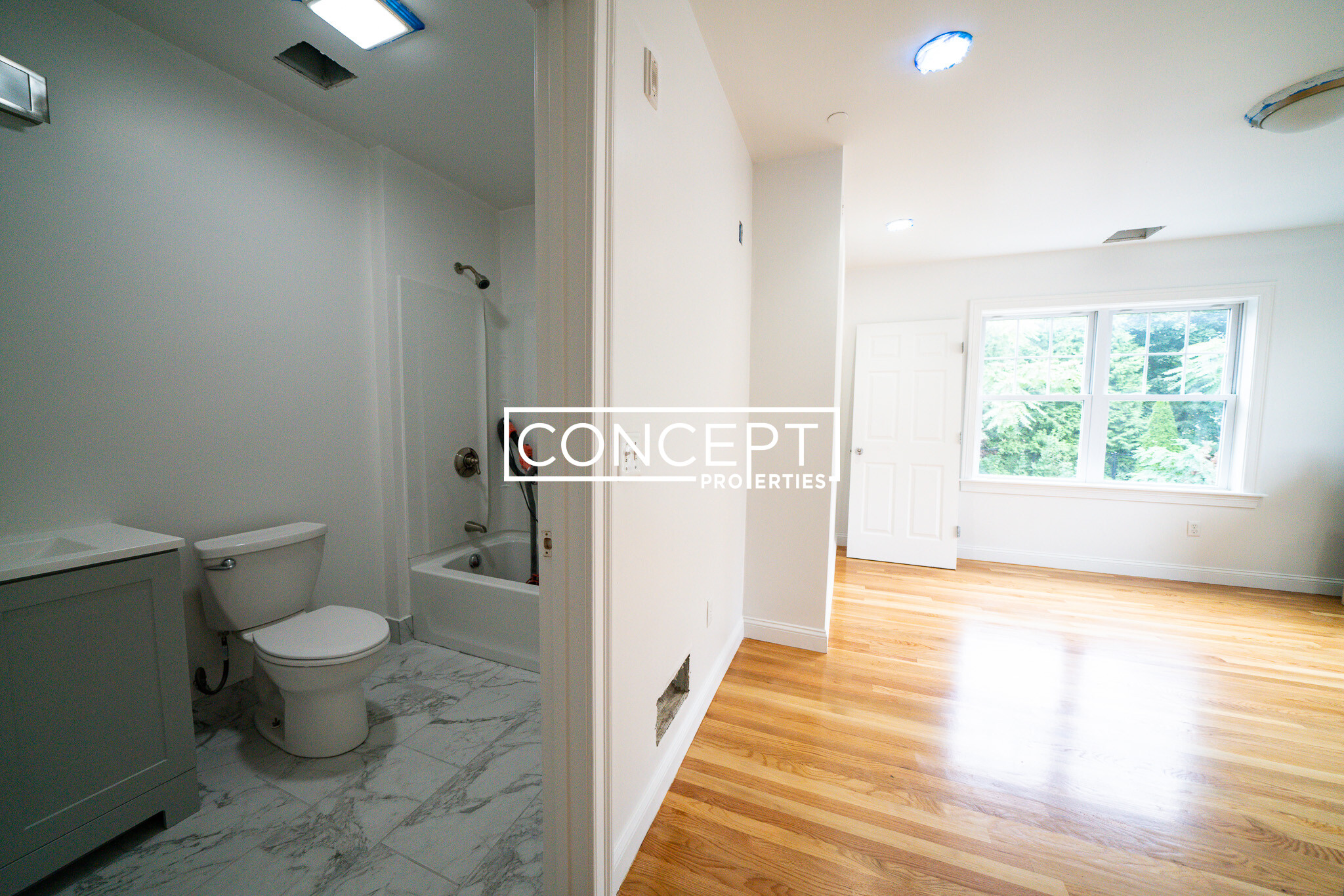 57 Circuit St, Roxbury