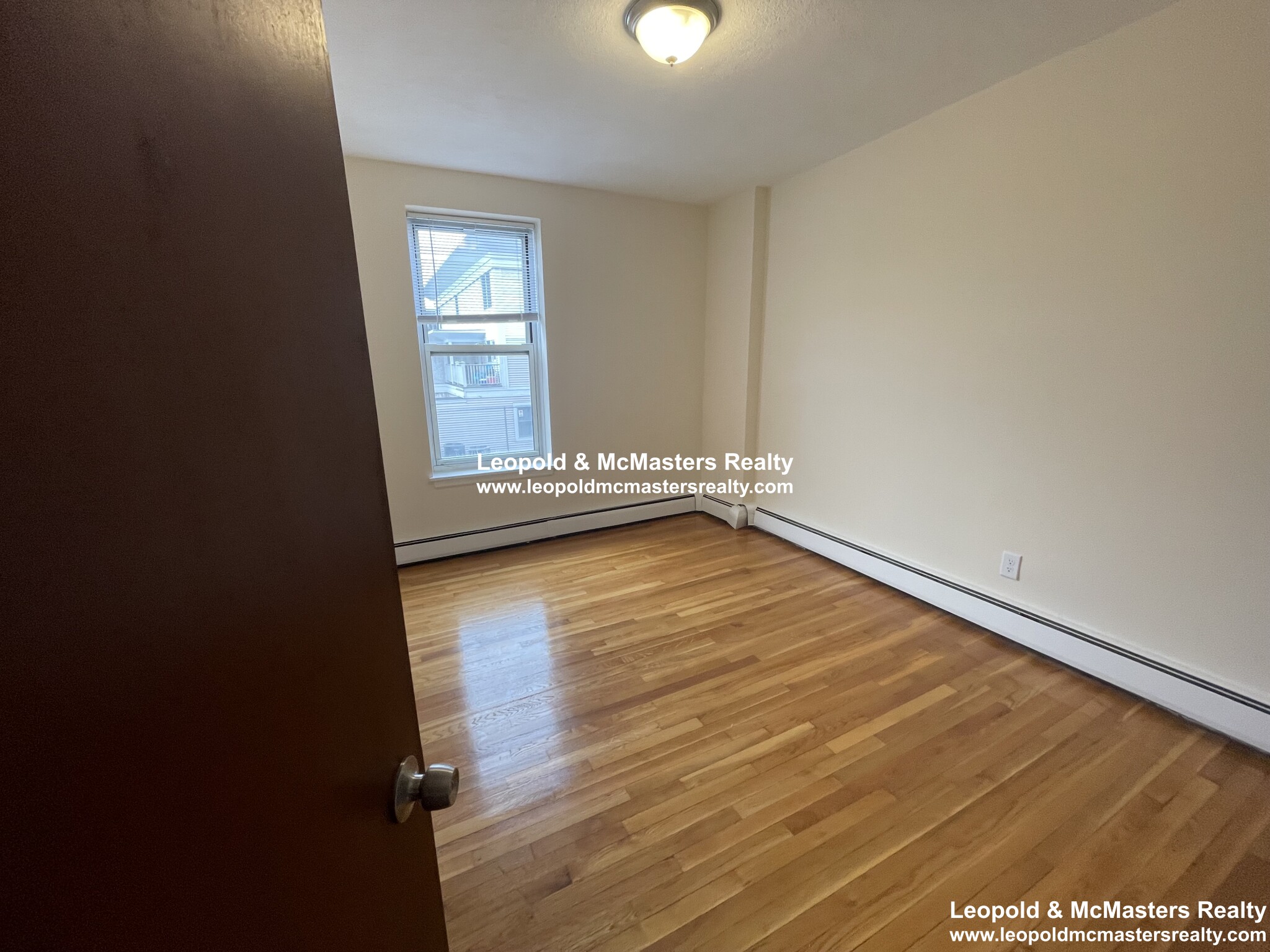 180 North Beacon St, Brighton