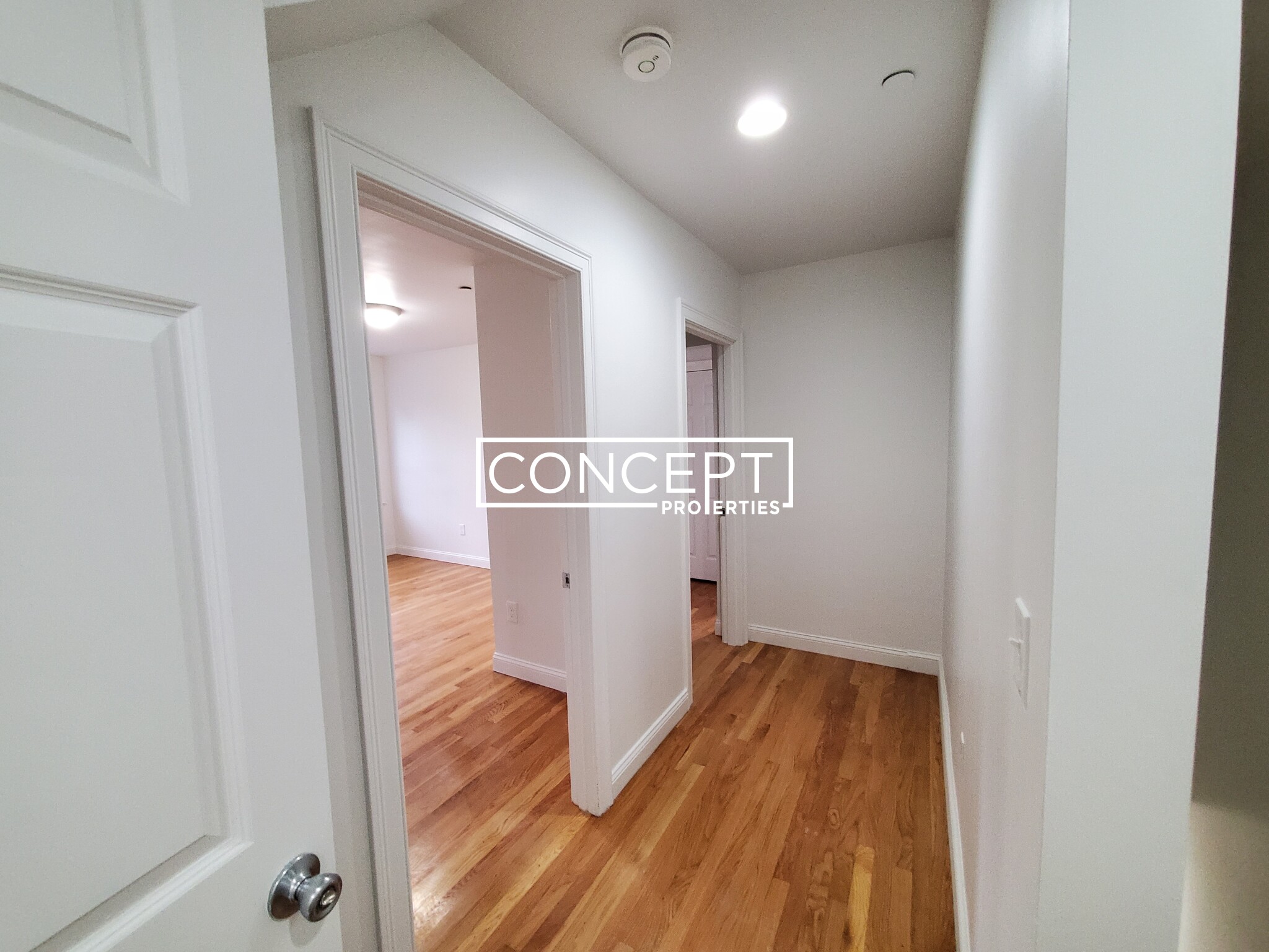 57 Circuit St, Roxbury