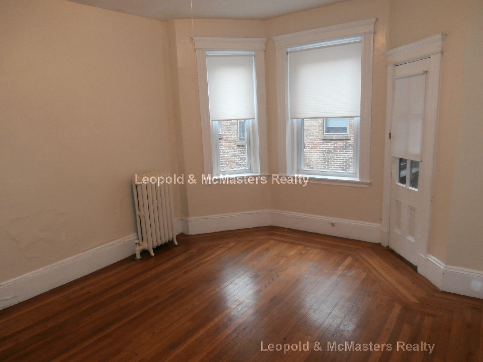 11 Royce Rd, Allston