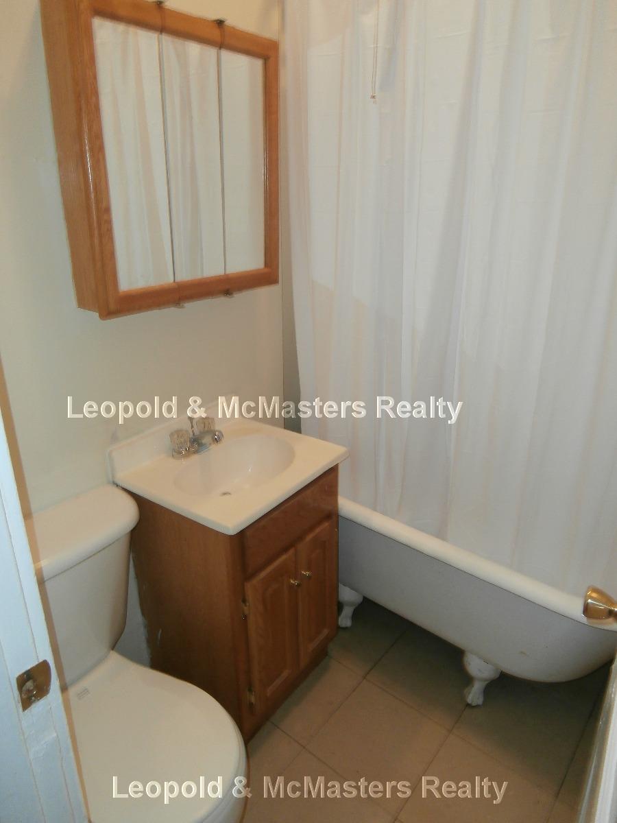 11 Royce Rd, Allston