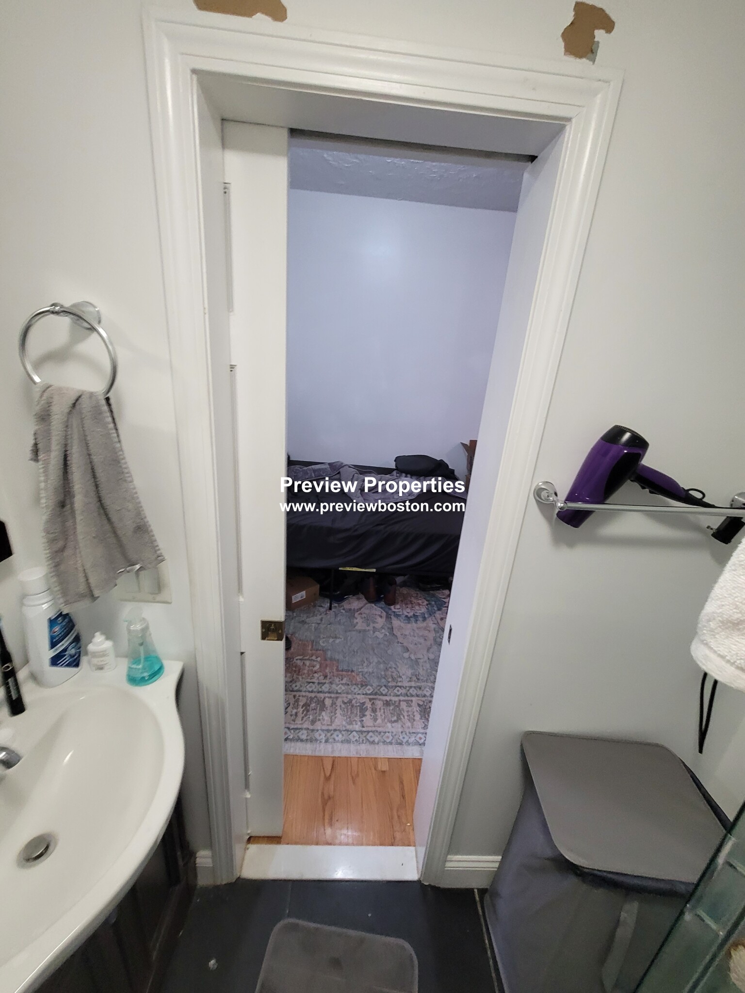 28 Huntington Ave, Jamaica Plain