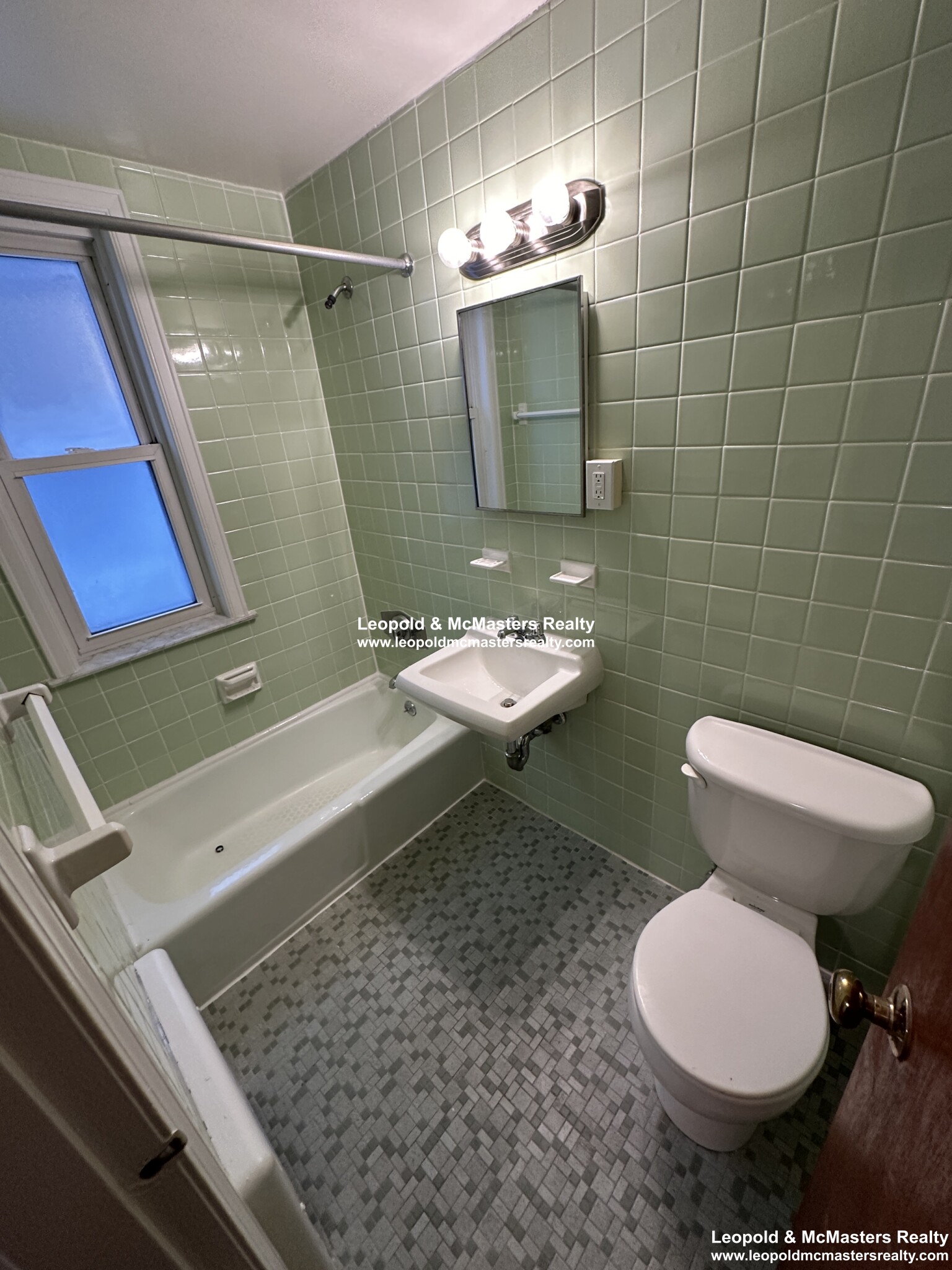 70 South Huntington Ave, Mission Hill