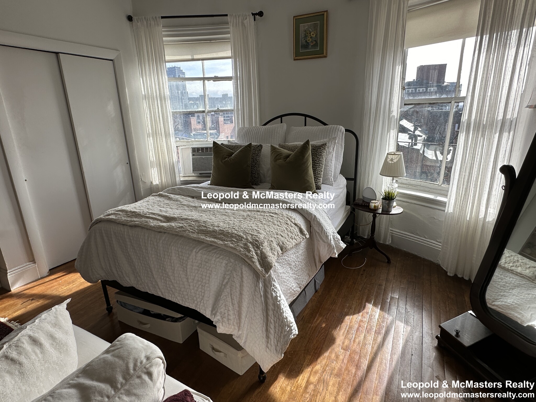 24 Mount Vernon St, Beacon Hill