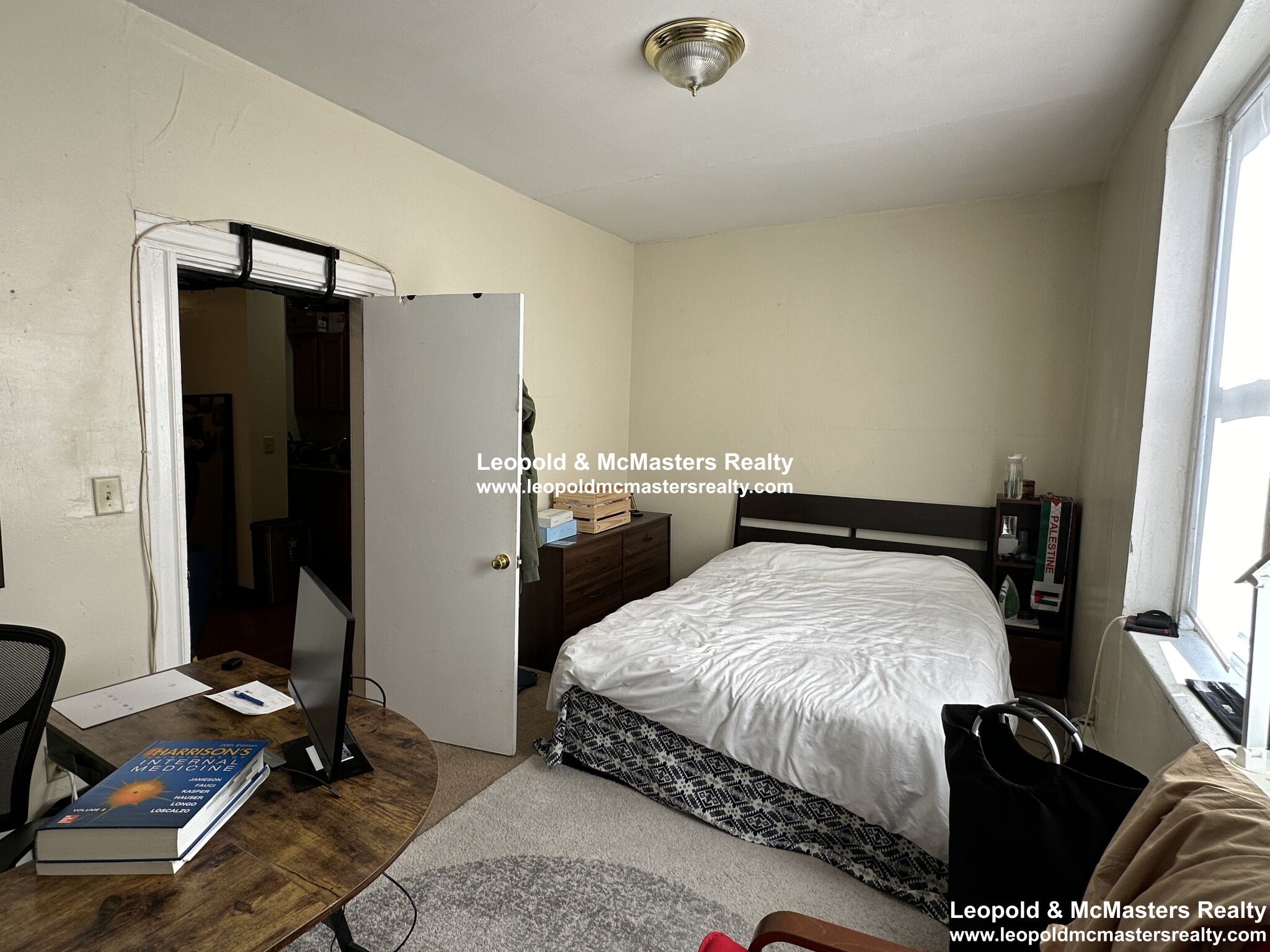 54 Huntington Ave, Jamaica Plain