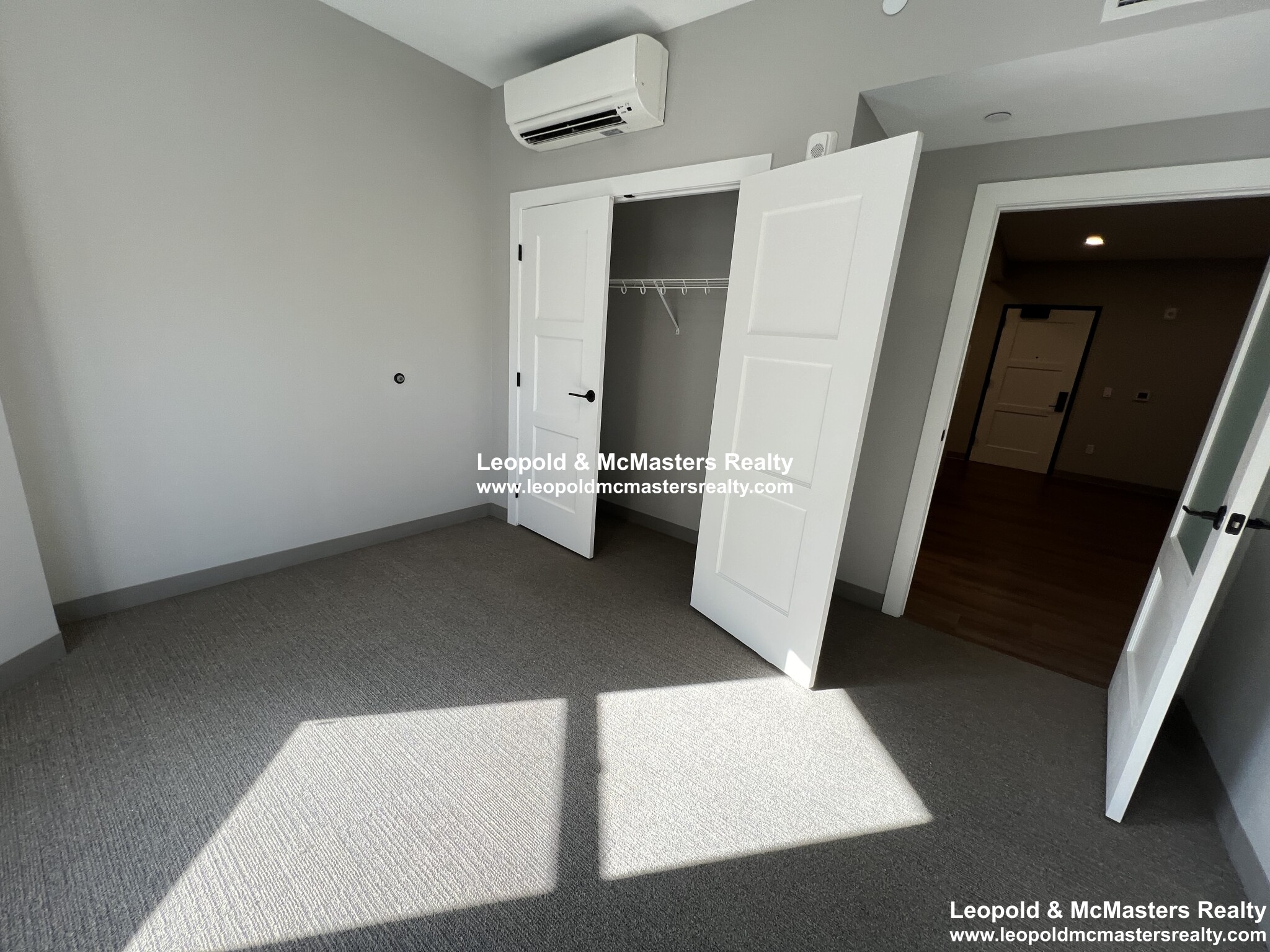 100 Hemenway St, Fenway