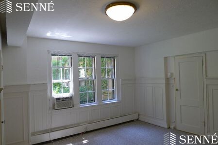 988 Memorial Dr, West Cambridge