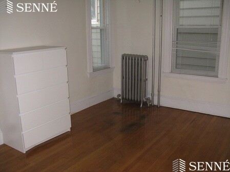 1573 Cambridge St, Mid-Cambridge