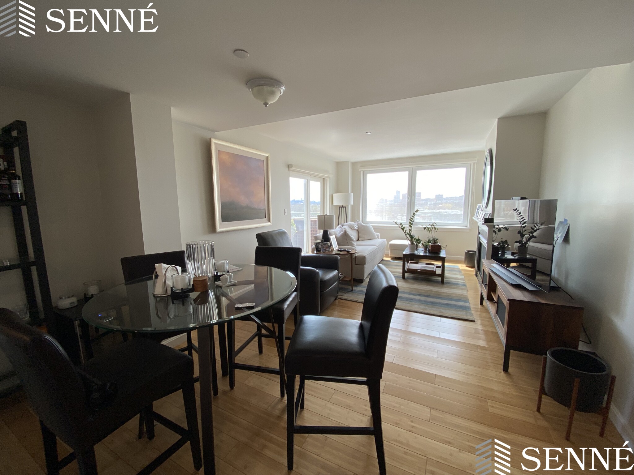 1008 Massachusetts Ave, Riverside