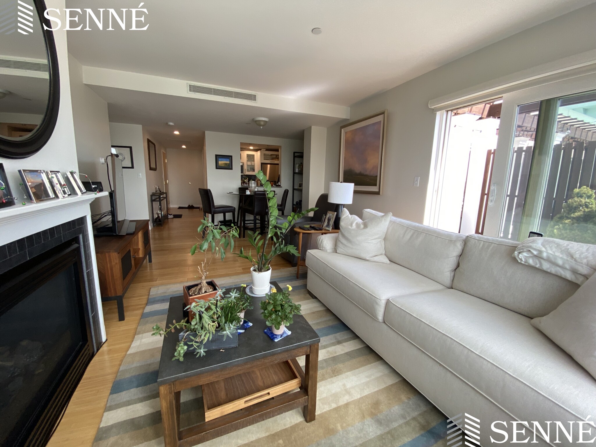 1008 Massachusetts Ave, Riverside