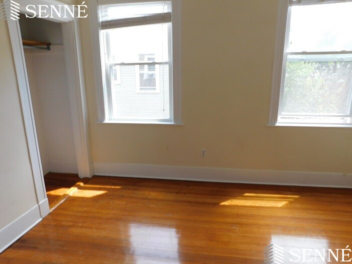 1675 Massachusetts Ave, Baldwin