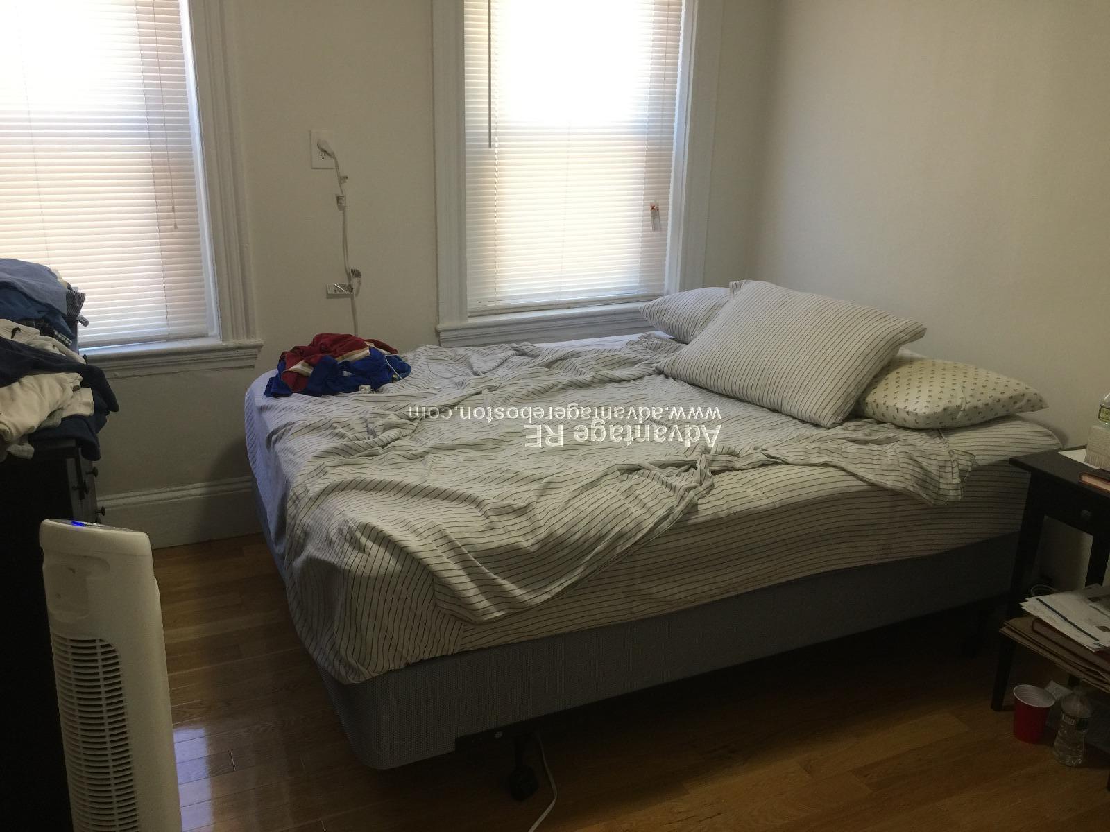 10 Wiget St, North End