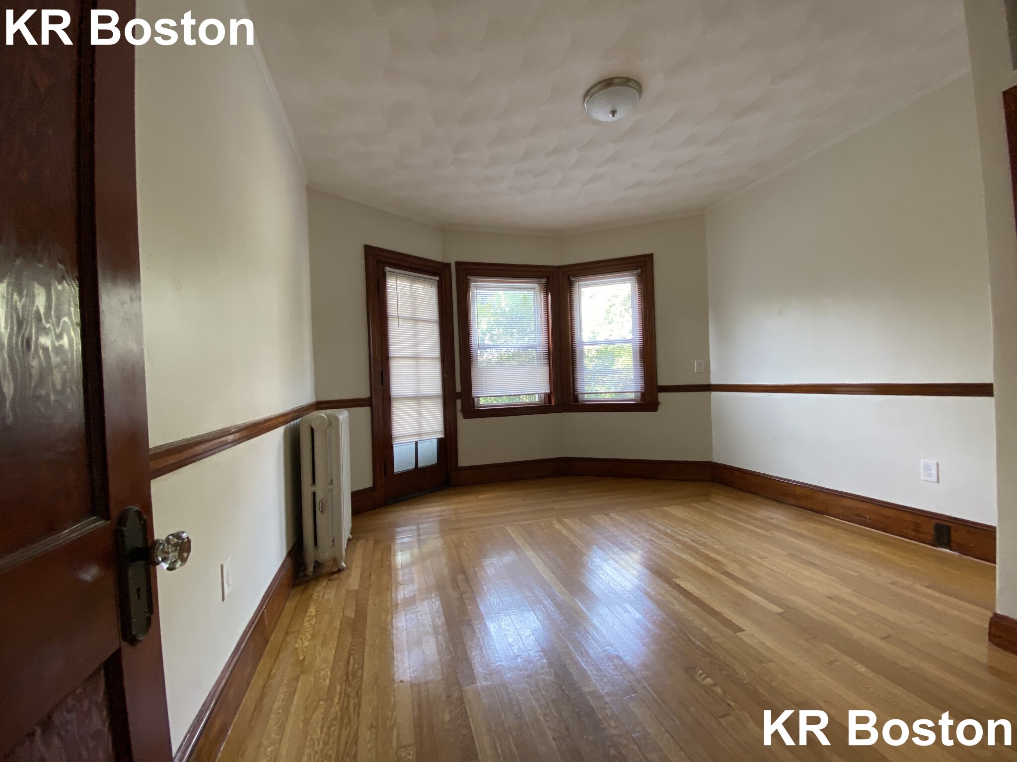 158 Summer St, Winter Hill