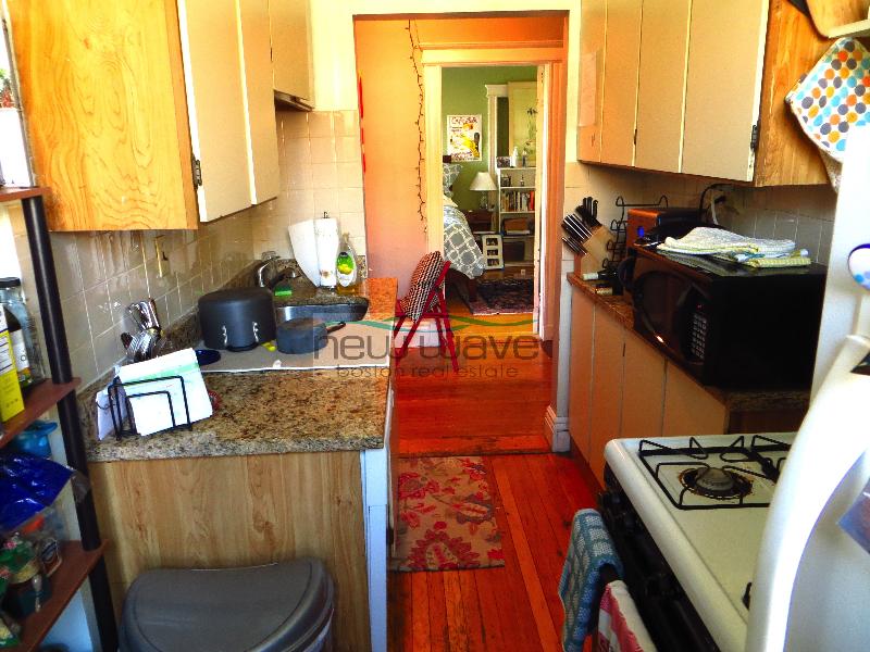 56 Queensberry St, Fenway