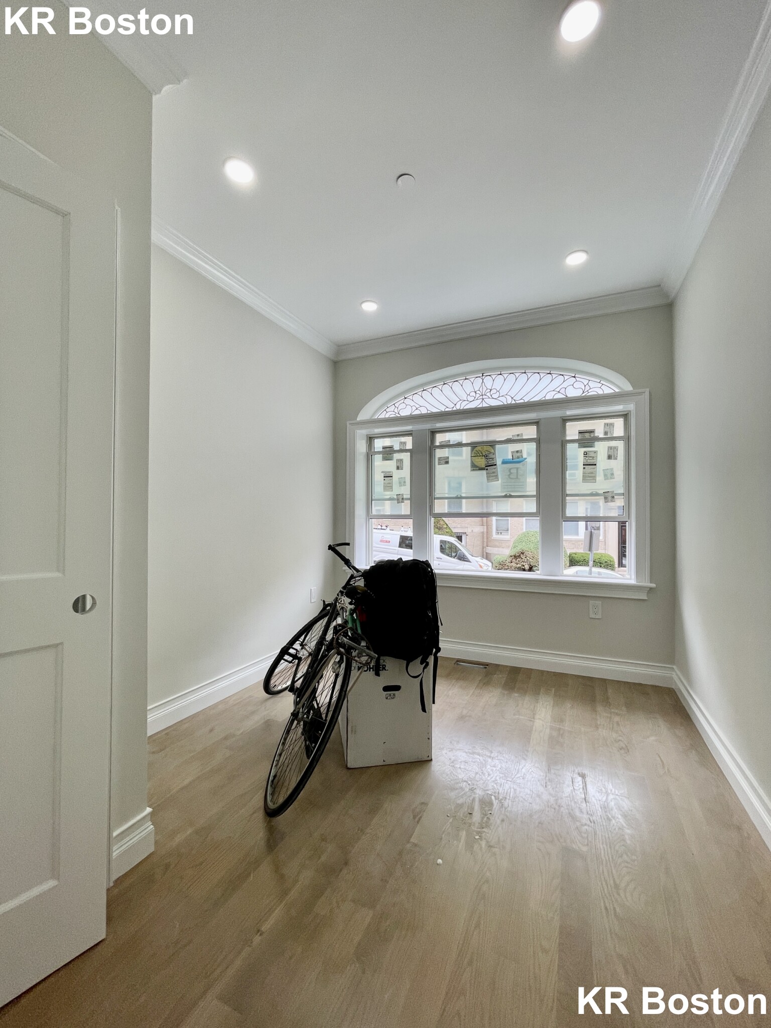 13 Mount Hood Rd, Brighton