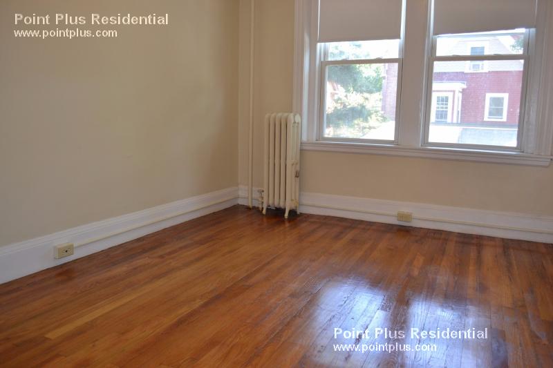 15 Linnaean St, Porter Square