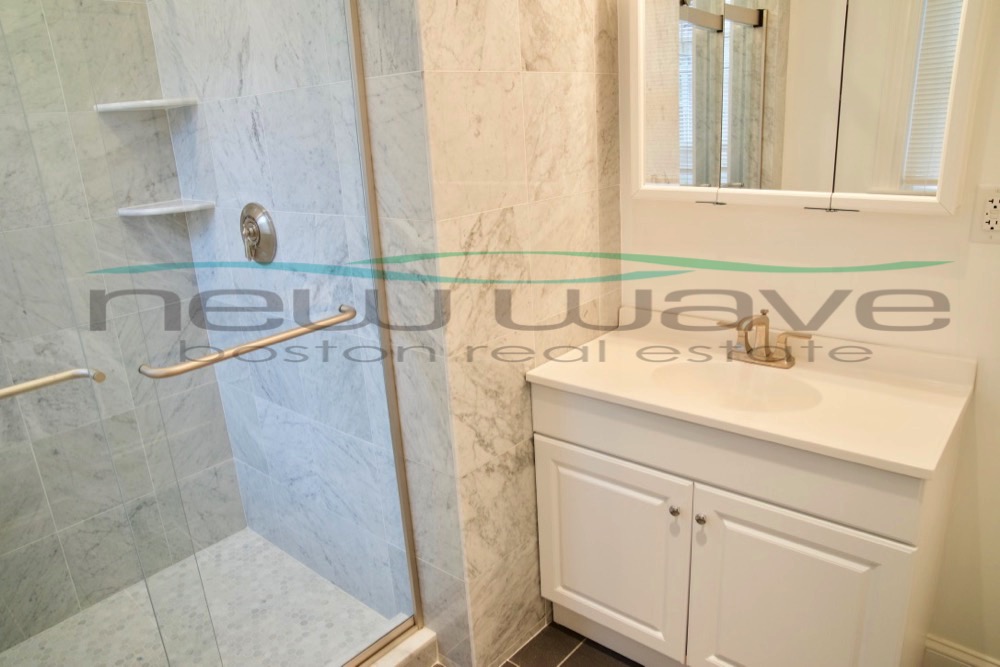 51 Queensberry St, Fenway