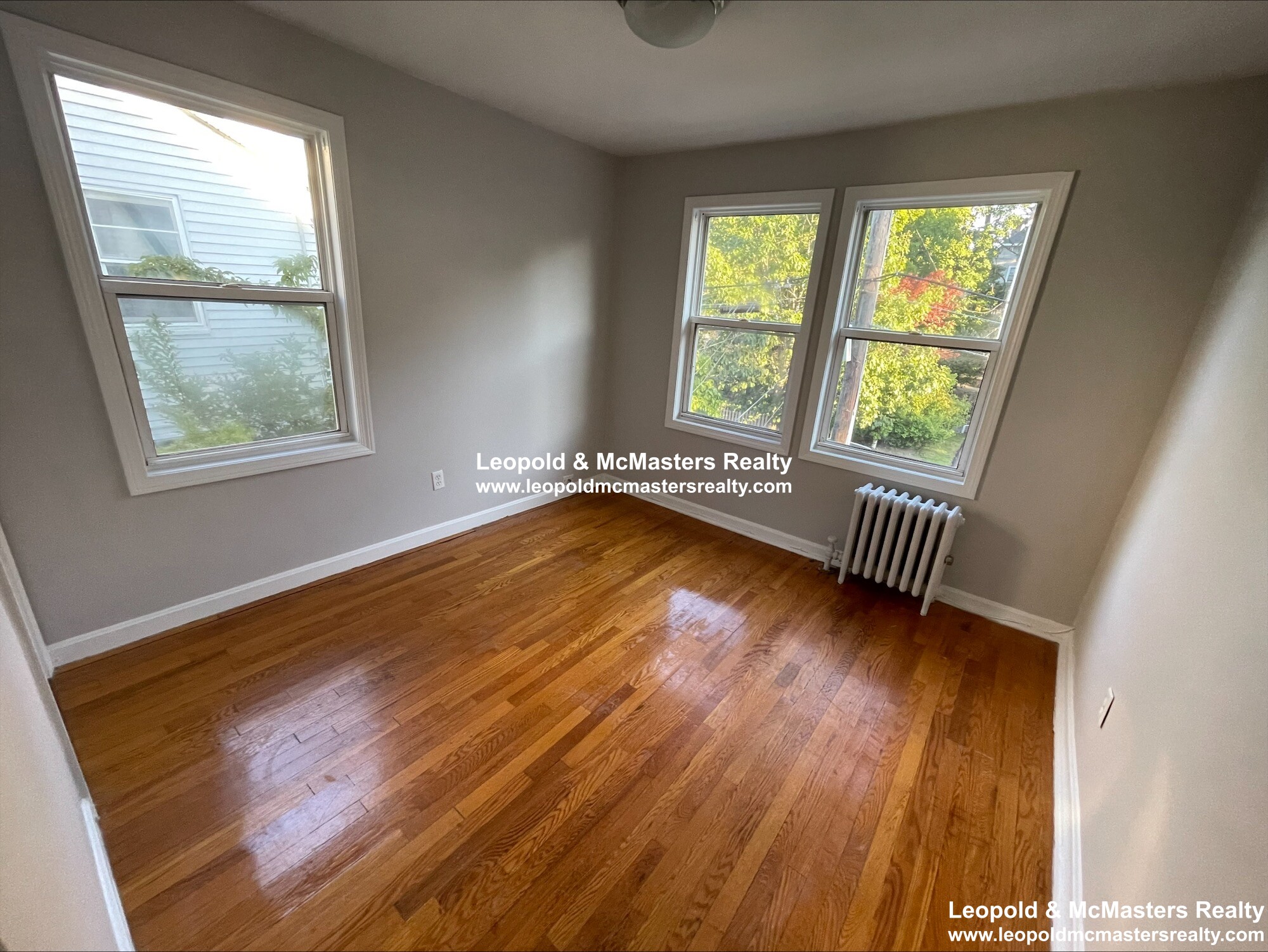 66 Carlisle St, North Quincy