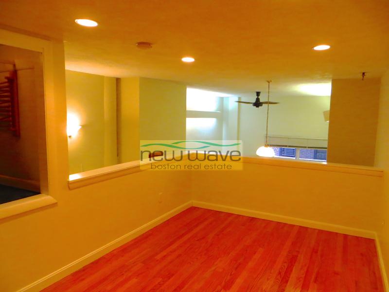 49 Symphony Rd, Fenway