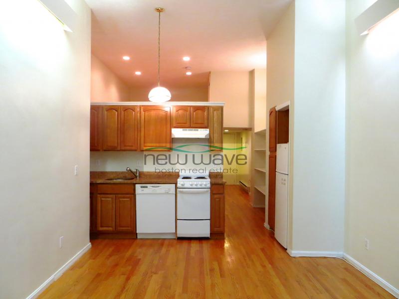 49 Symphony Rd, Fenway