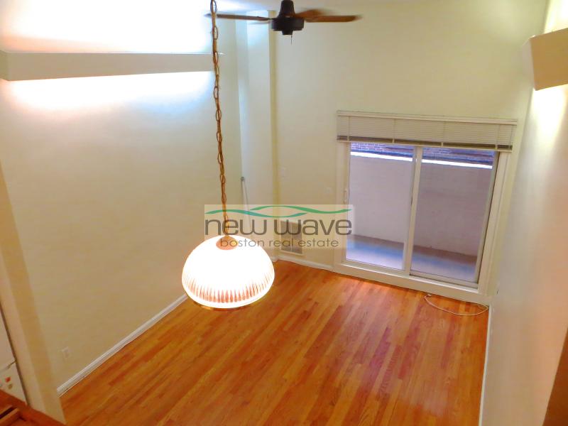 49 Symphony Rd, Fenway