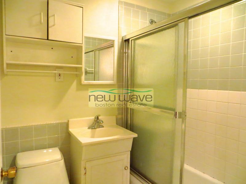 49 Symphony Rd, Fenway