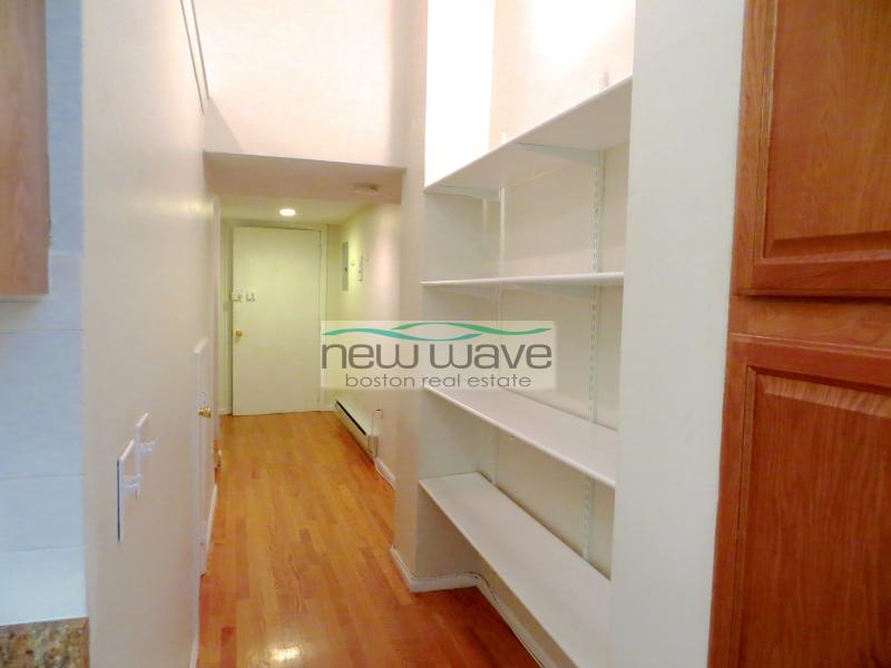 49 Symphony Rd, Fenway