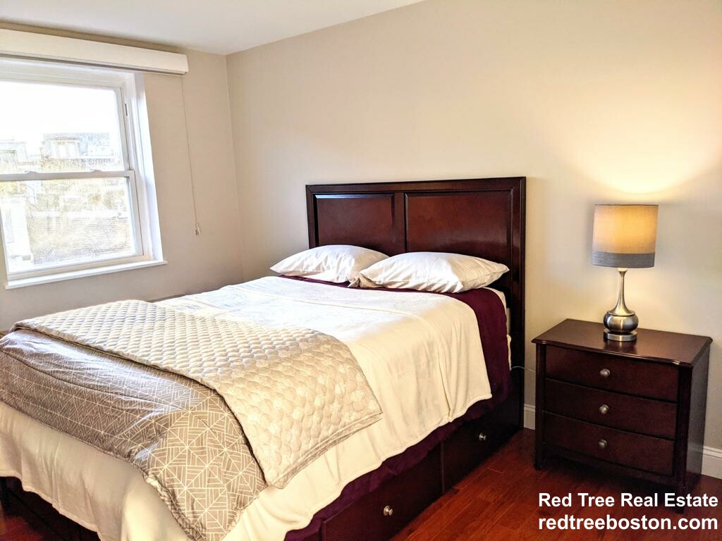 27 Bowdoin, Beacon Hill