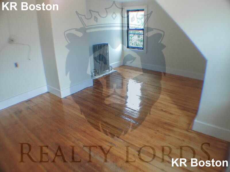 34 Quint Ave, Allston