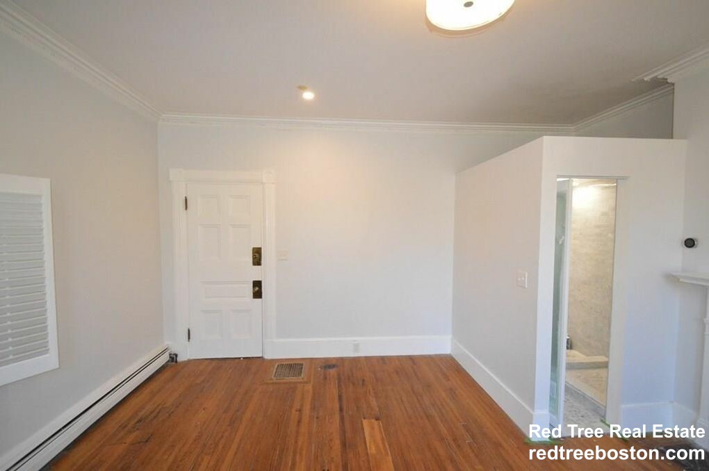 41 Elmore St, Roxbury