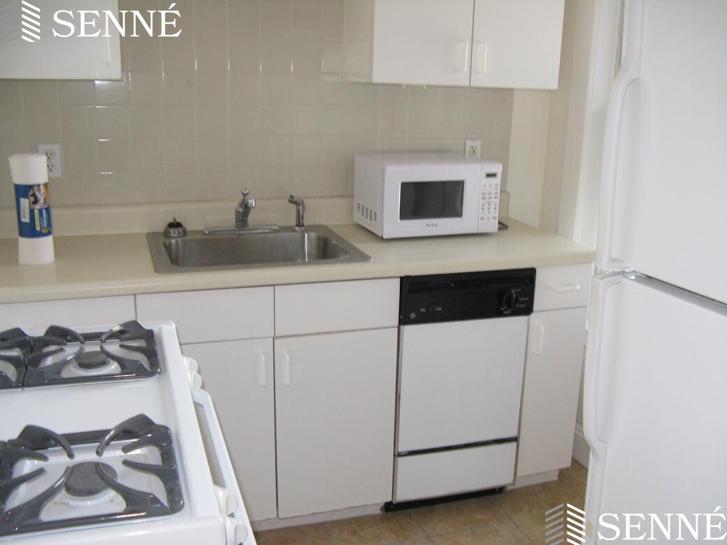 2 Sacramento St, Harvard Square