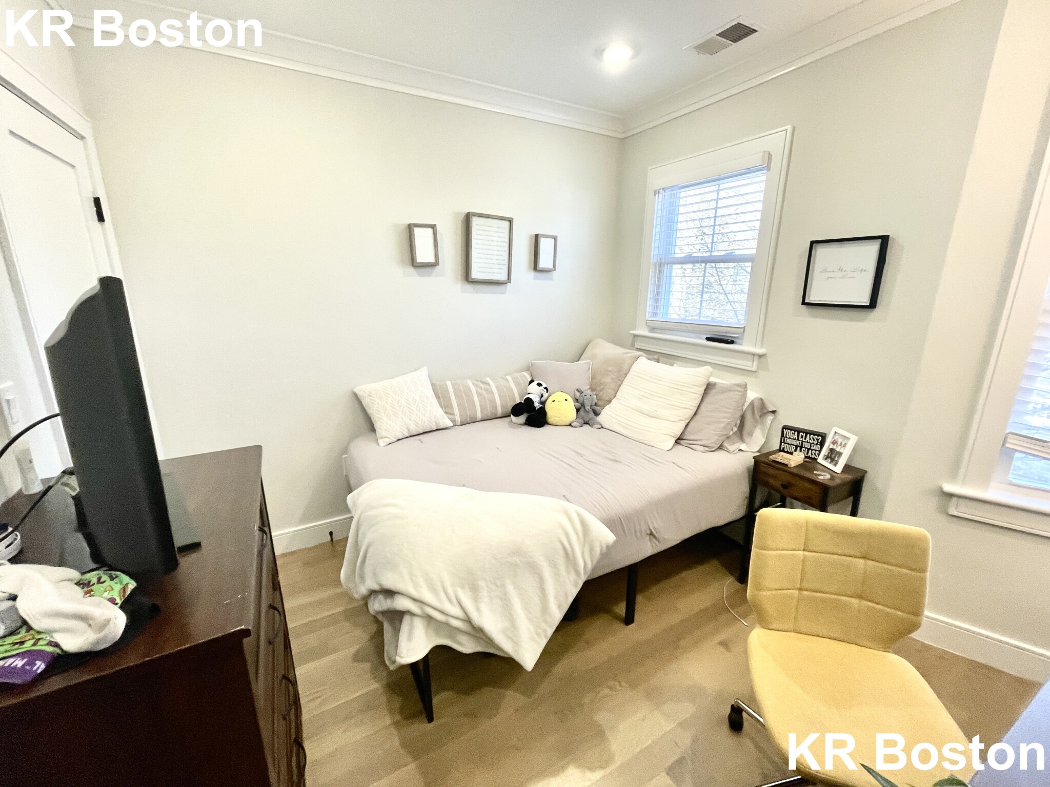 14 Atkins St, Brighton