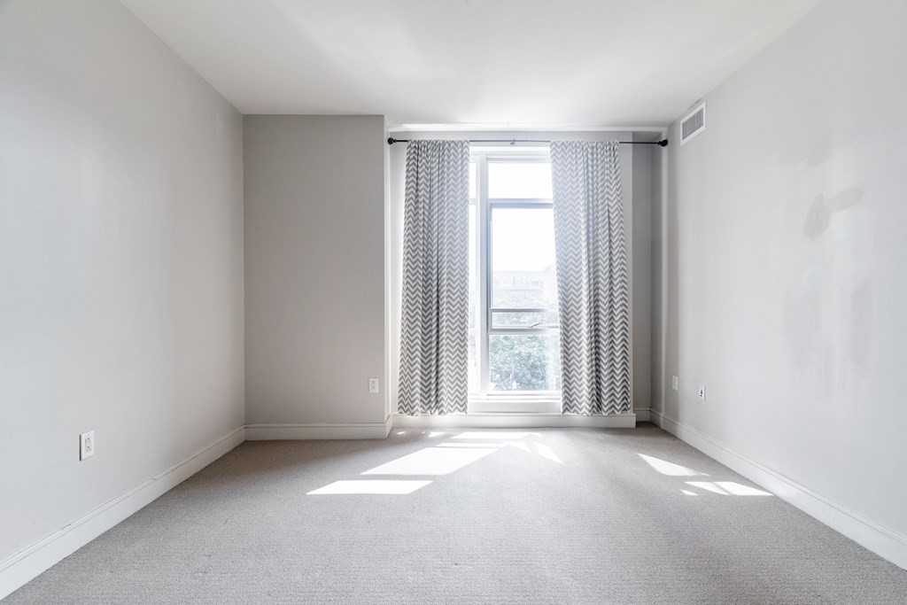 700 Harrison Ave, South End