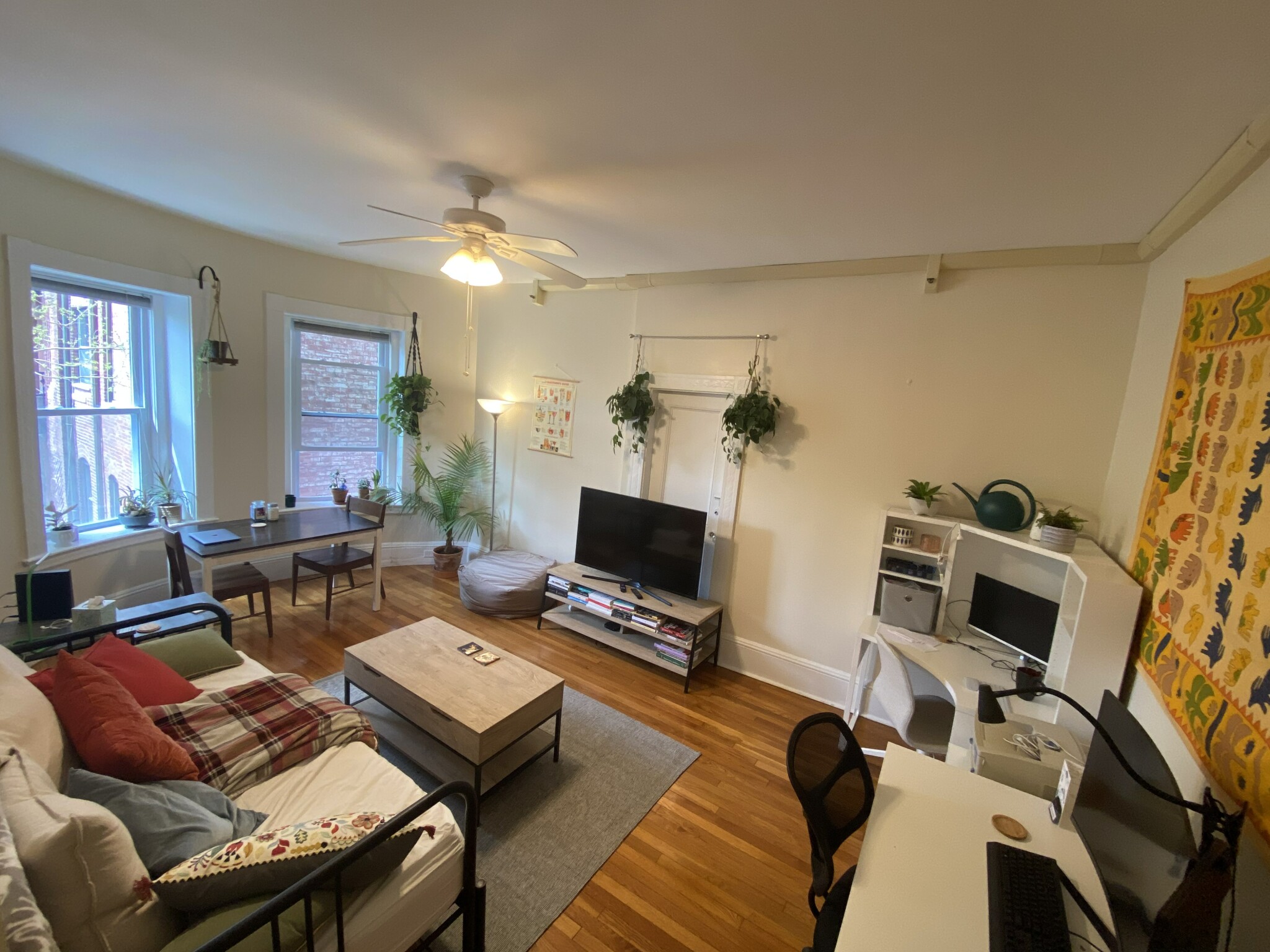 1477 Beacon St, Coolidge Corner