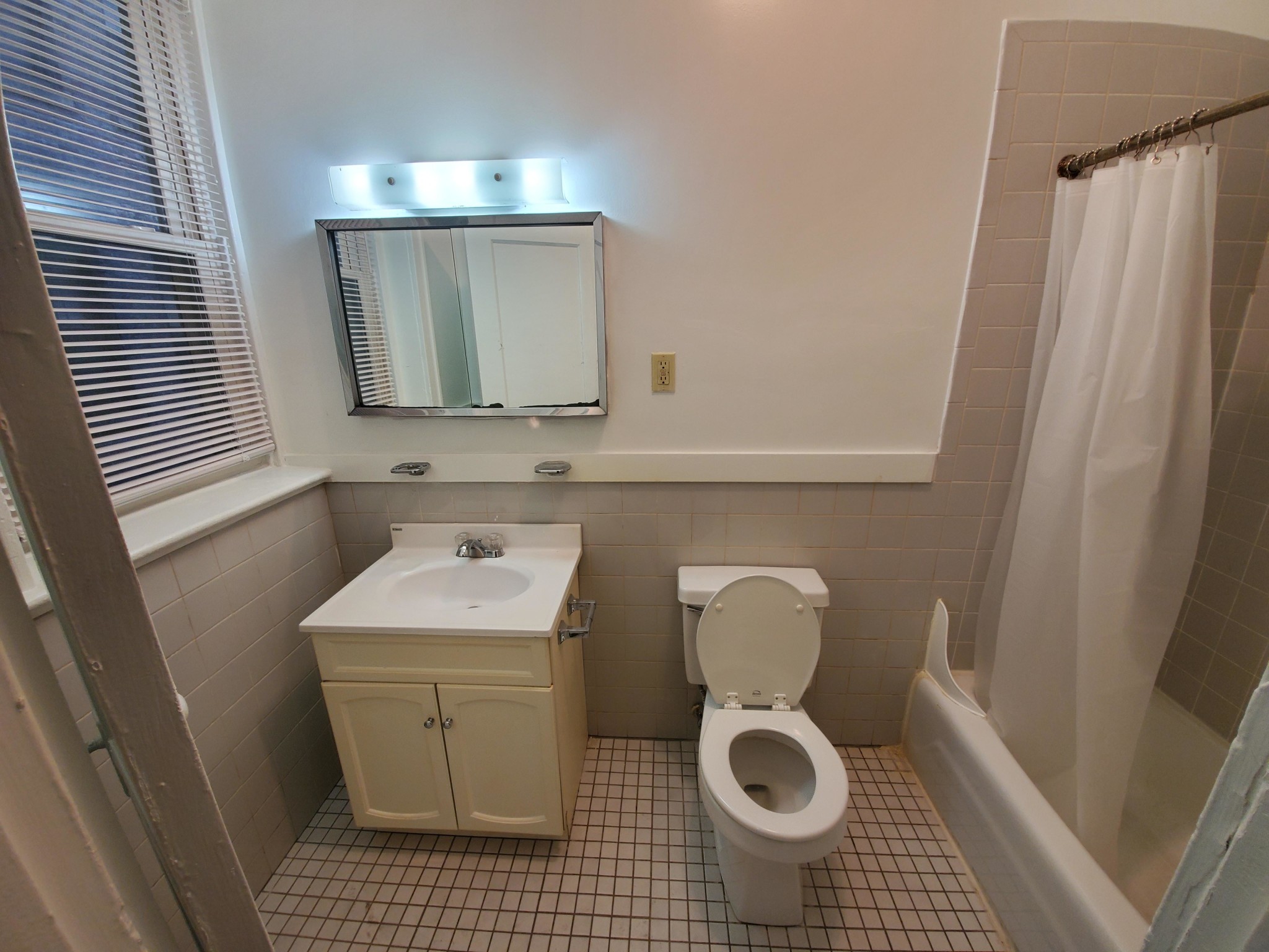 46 Westland Ave, Fenway