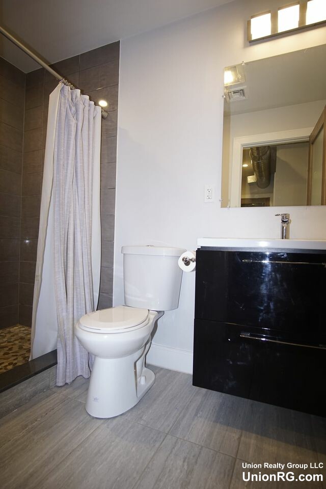 407 Dudley St, Roxbury