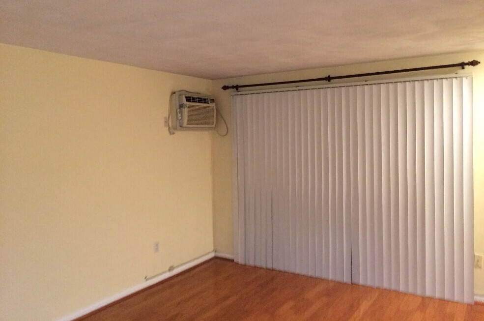 34 Hamilton Rd, Arlington