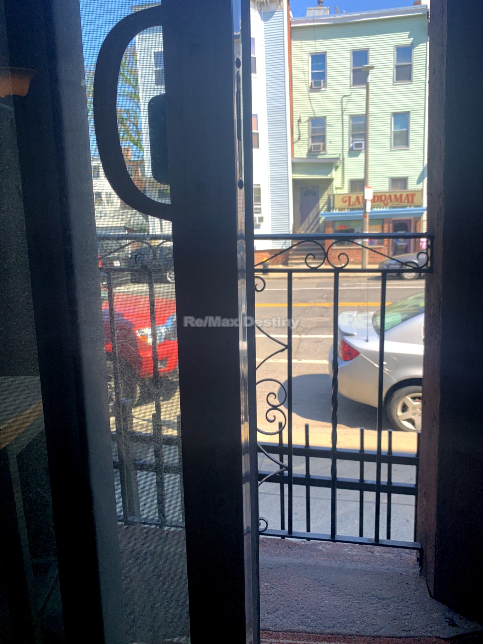 72 Chelsea St, East Boston