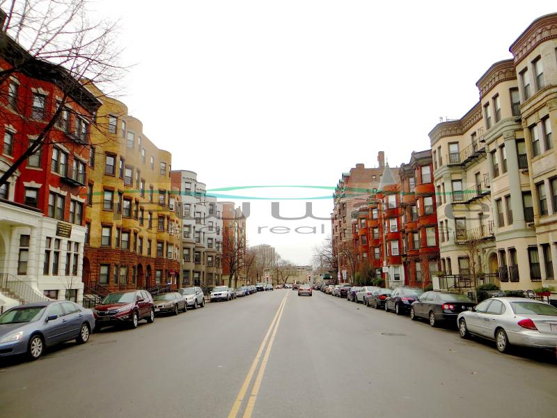 57 Westland Ave, Fenway