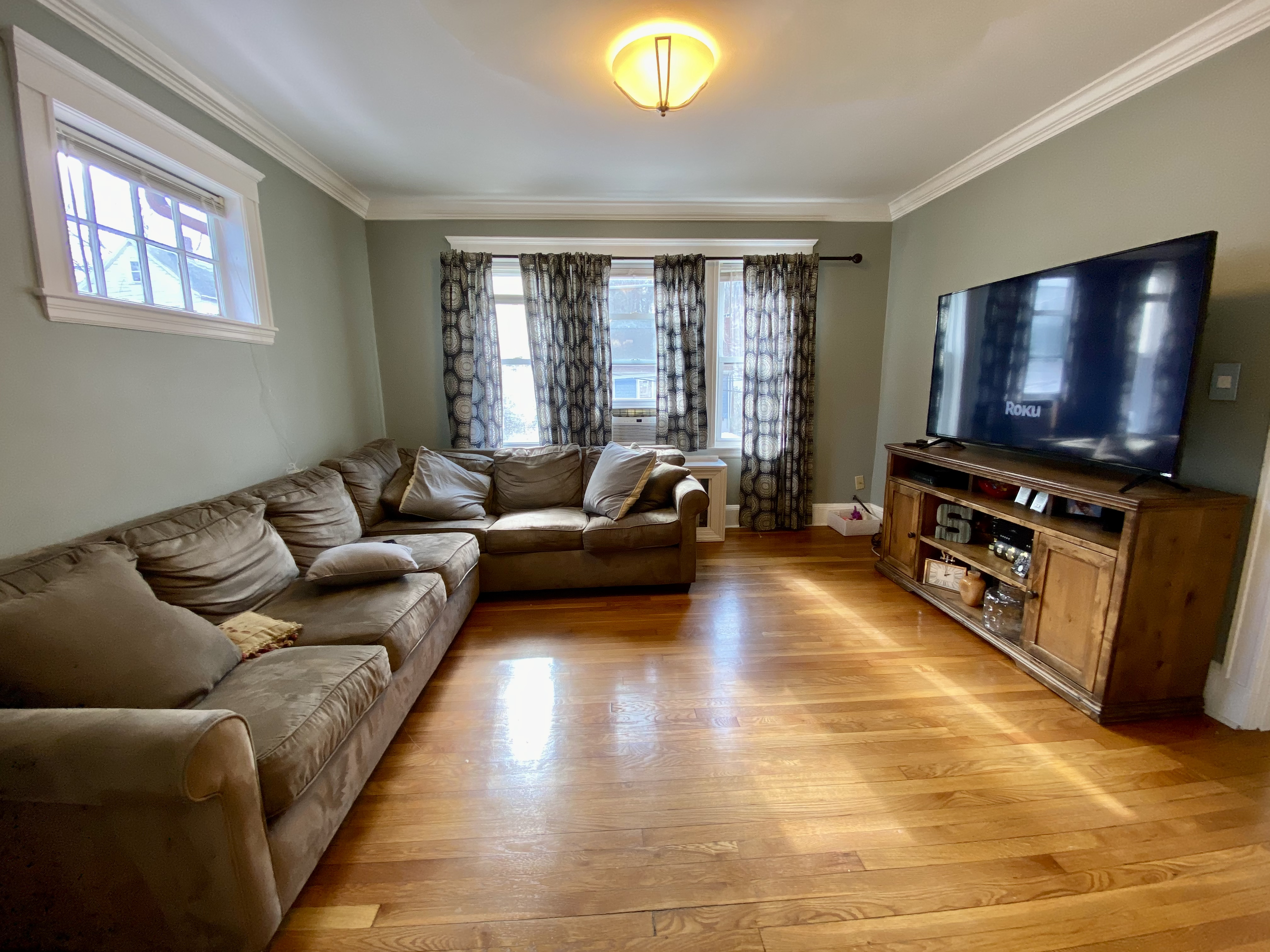 98 Whitford St, Roslindale