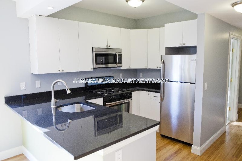 35 Forbes St, Jamaica Plain